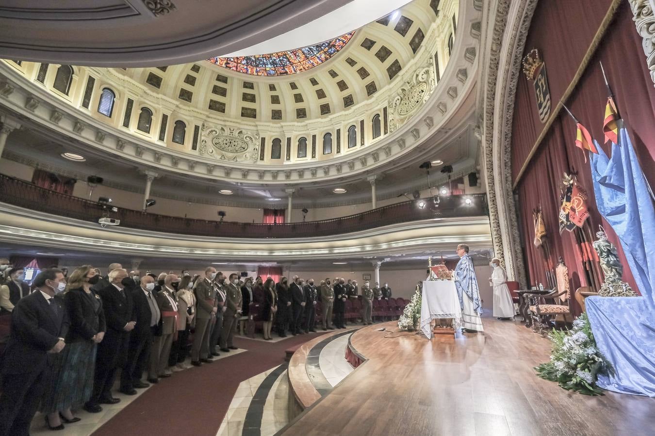 Acto castrense en la Capitanía General en honor a la Inmaculada. J.M. SERRANO