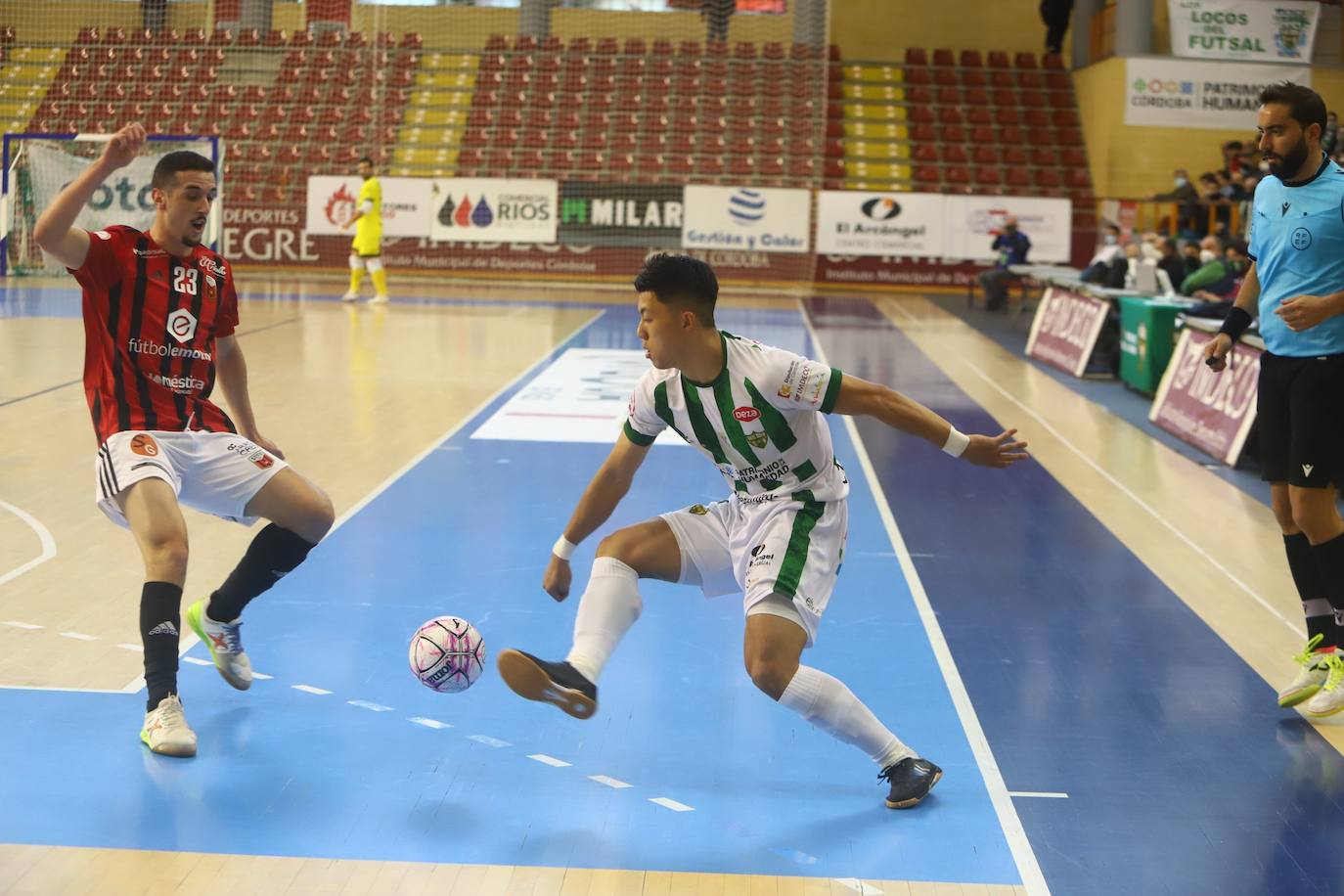 La goleada del Córdoba Patrimonio al Fútbol Emotion Zaragoza, en imágenes