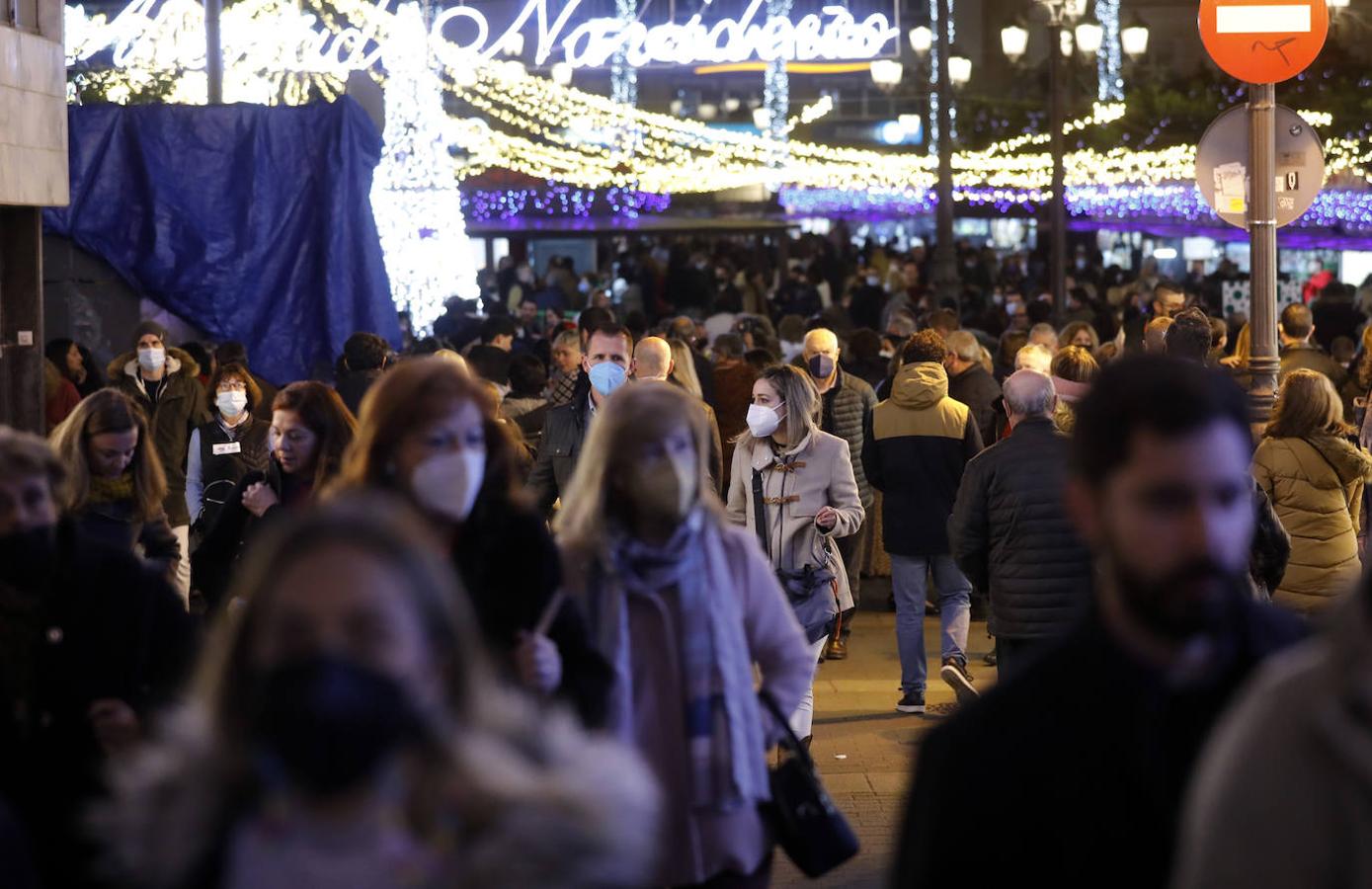 El ambiente prenavideño de Córdoba. en imágenes