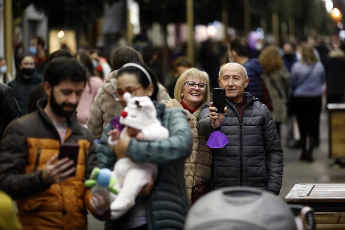 El ambiente prenavideño de Córdoba. en imágenes