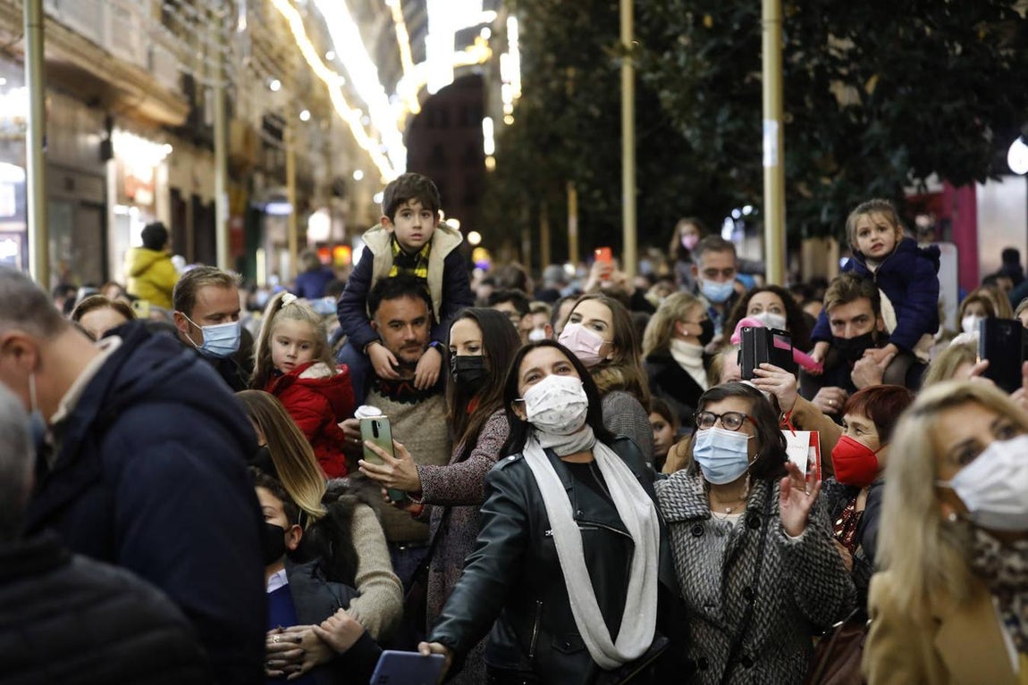 El ambiente prenavideño de Córdoba. en imágenes