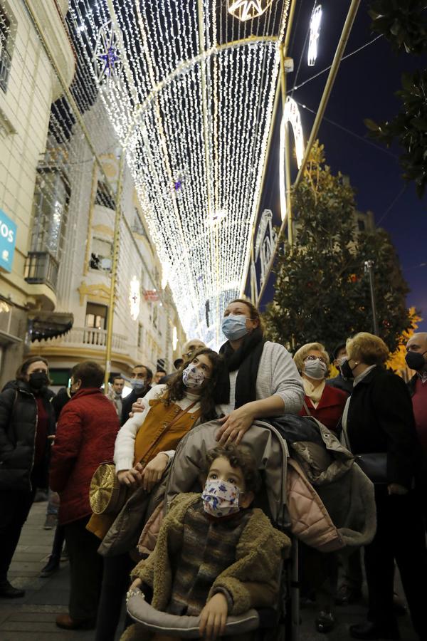 El ambiente prenavideño de Córdoba. en imágenes