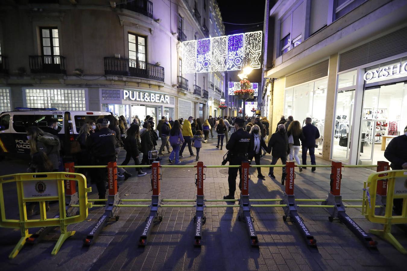 El ambiente prenavideño de Córdoba. en imágenes