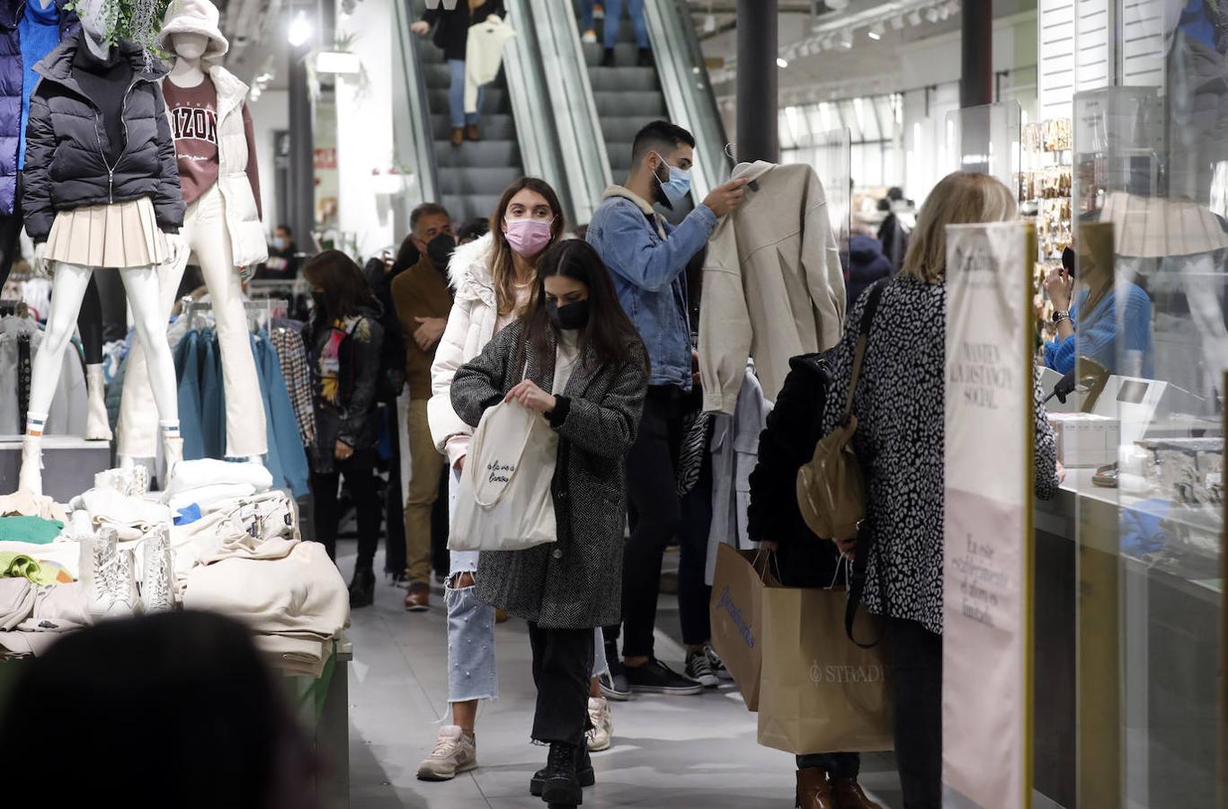 El ambiente prenavideño de Córdoba. en imágenes