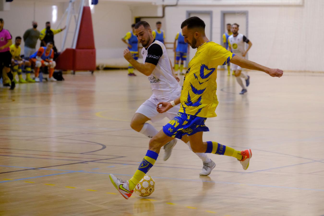 FOTOS: Las imágenes del partido solidario del Cádiz CF Virgili