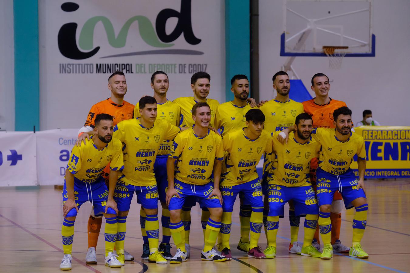 FOTOS: Las imágenes del partido solidario del Cádiz CF Virgili