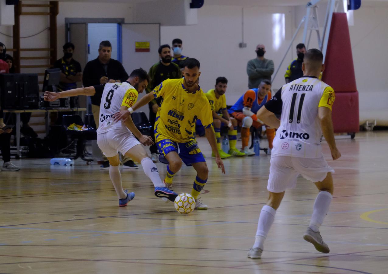 FOTOS: Las imágenes del partido solidario del Cádiz CF Virgili