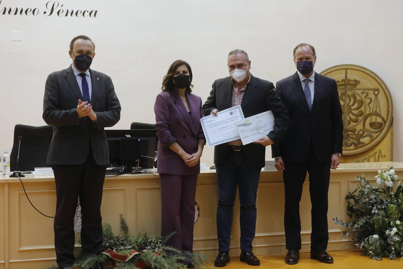 La entrega de los premios de la Rural del Sur a los mejores expedientes de la UCO, en imágenes