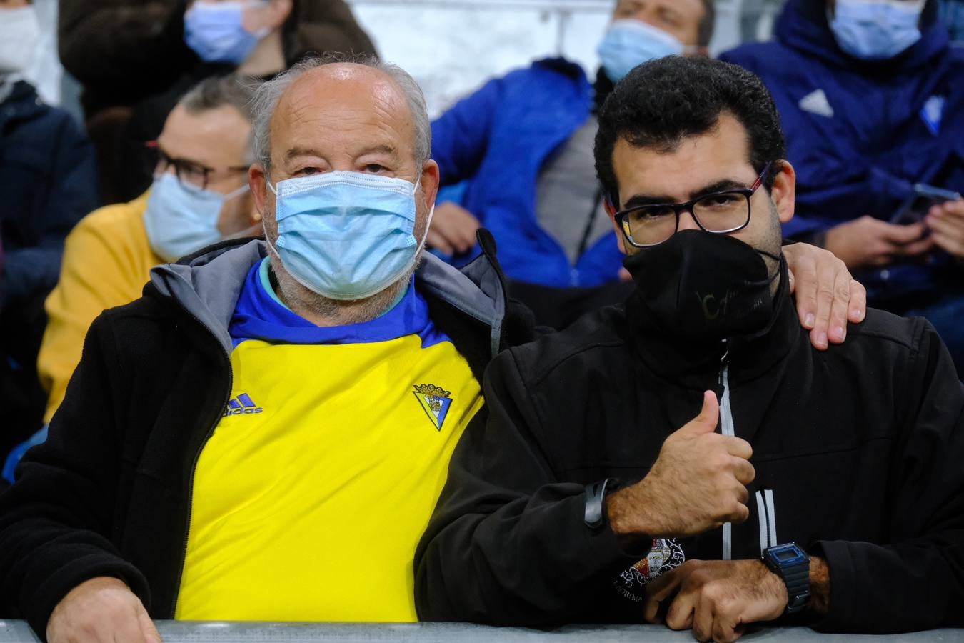 FOTOS: Búscate en el Cádiz CF-Granada disputado en el antiguo Carranza