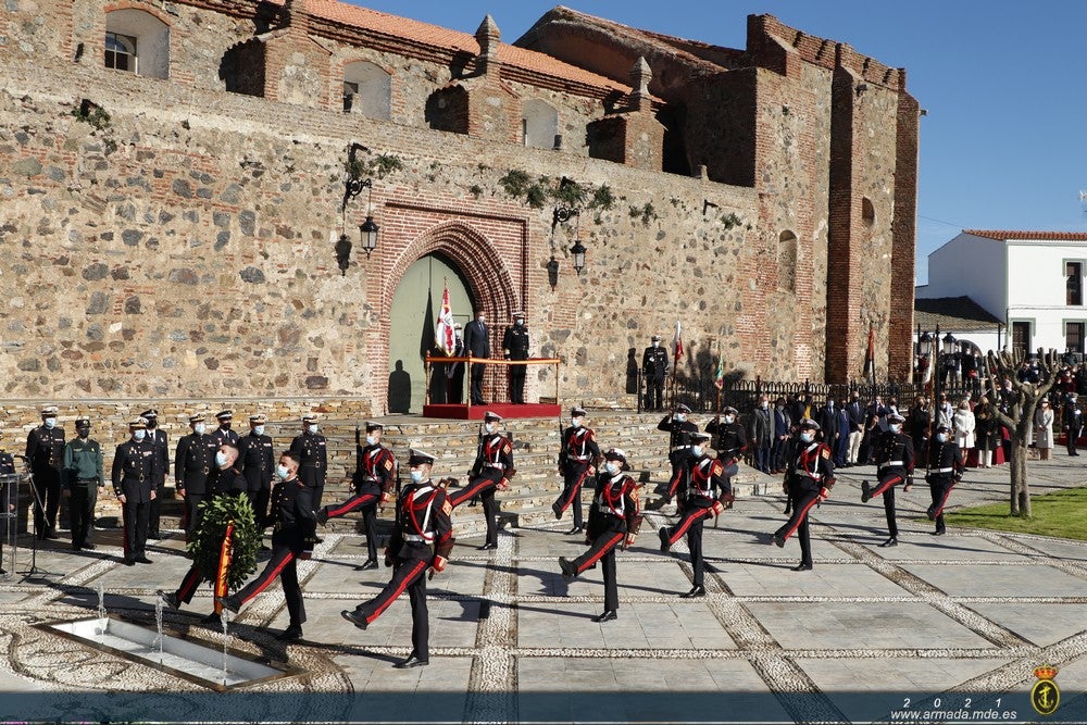 En imágenes: Honores al héroe de la Infantería de Marina Martín Álvarez