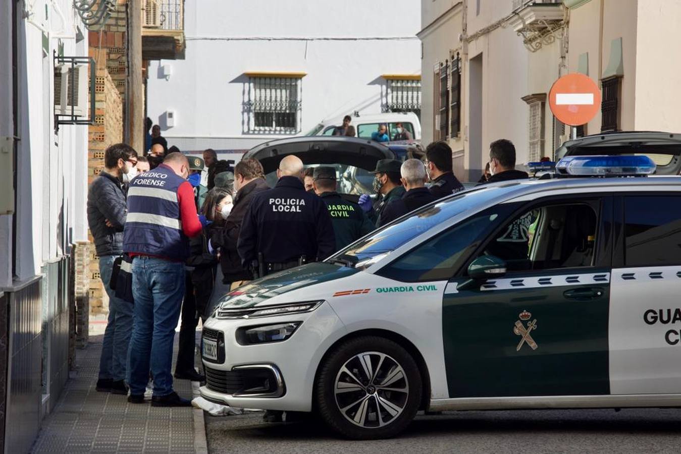 Un tiroteo en El Viso del Alcor acaba con dos muertos en las inmediaciones de un colegio