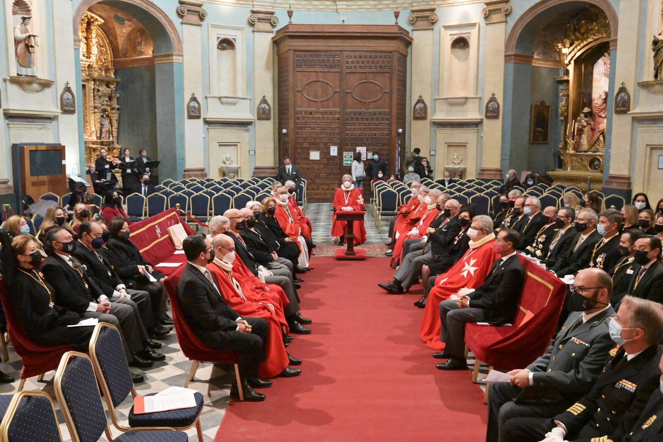 FOTOS: Así ha sido la ceremonia de ingreso de los nuevos miembros de Caballeros Hospitalarios en Cádiz