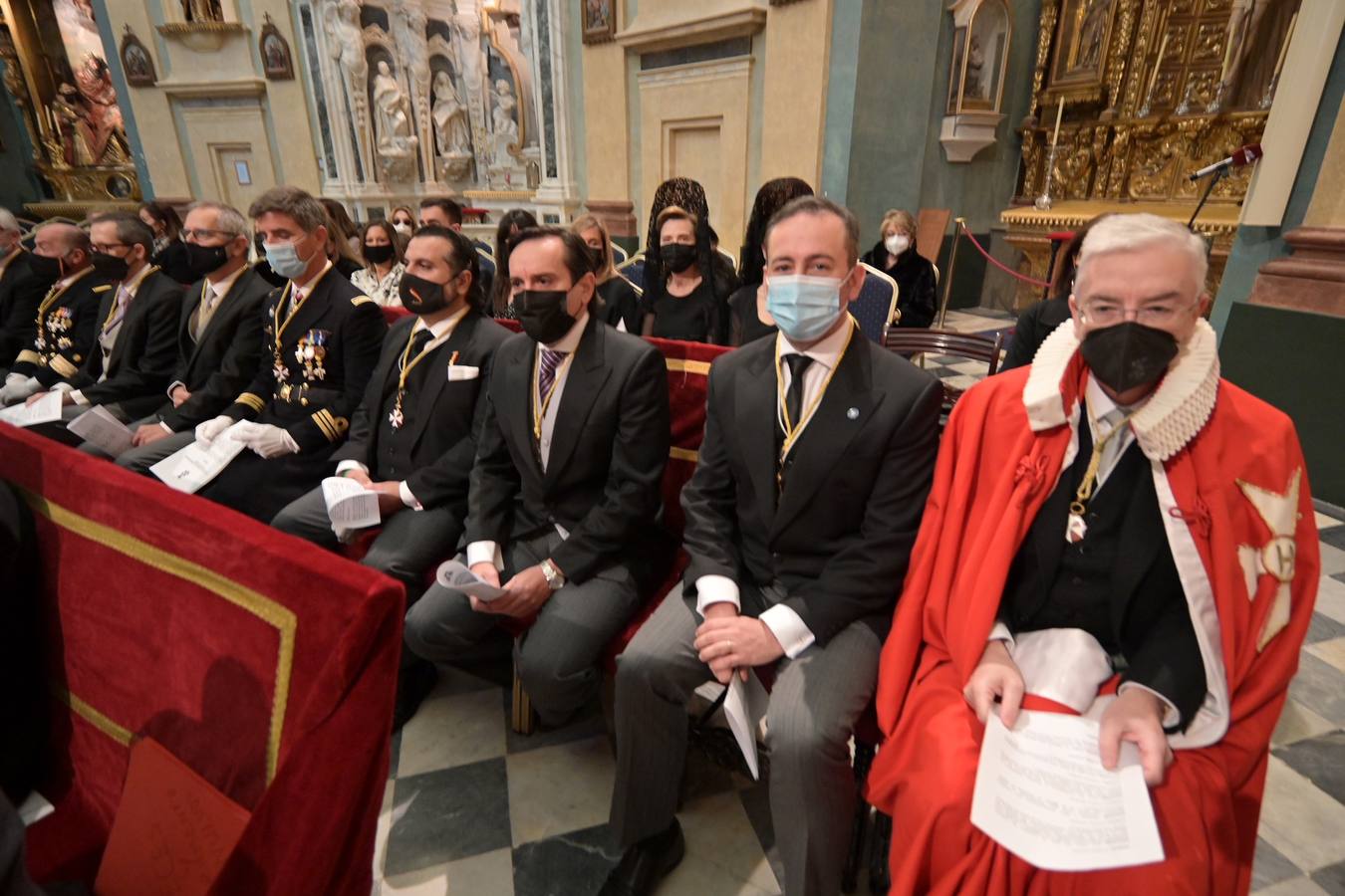 FOTOS: Así ha sido la ceremonia de ingreso de los nuevos miembros de Caballeros Hospitalarios en Cádiz