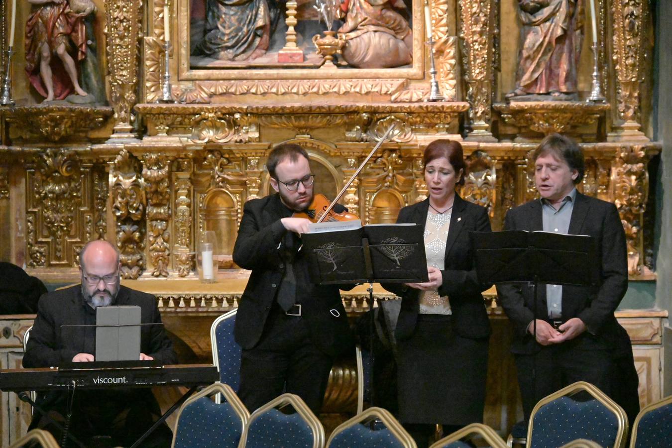 FOTOS: Así ha sido la ceremonia de ingreso de los nuevos miembros de Caballeros Hospitalarios en Cádiz