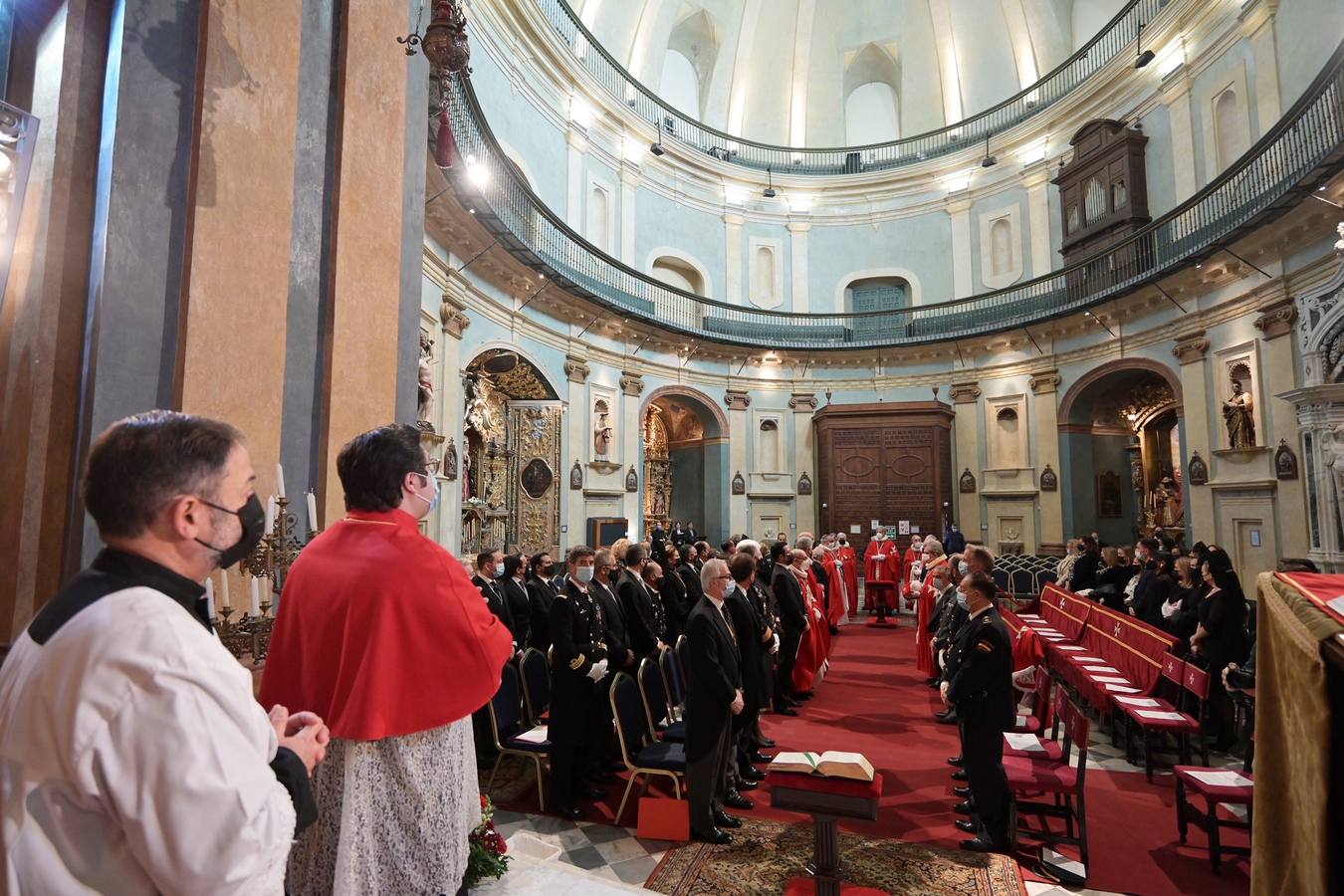 FOTOS: Así ha sido la ceremonia de ingreso de los nuevos miembros de Caballeros Hospitalarios en Cádiz