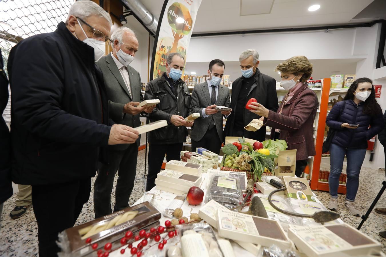 La nueva tienda ecológica de Almocrafe de Córdoba, en imágenes