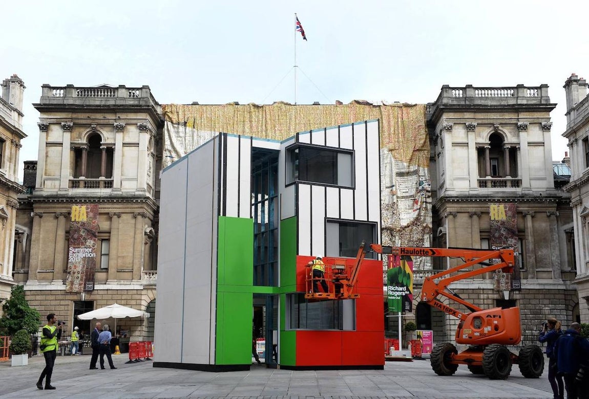 Instalación doméstica en el patio de la Real Academia de las Artes de Londres en 2013. 