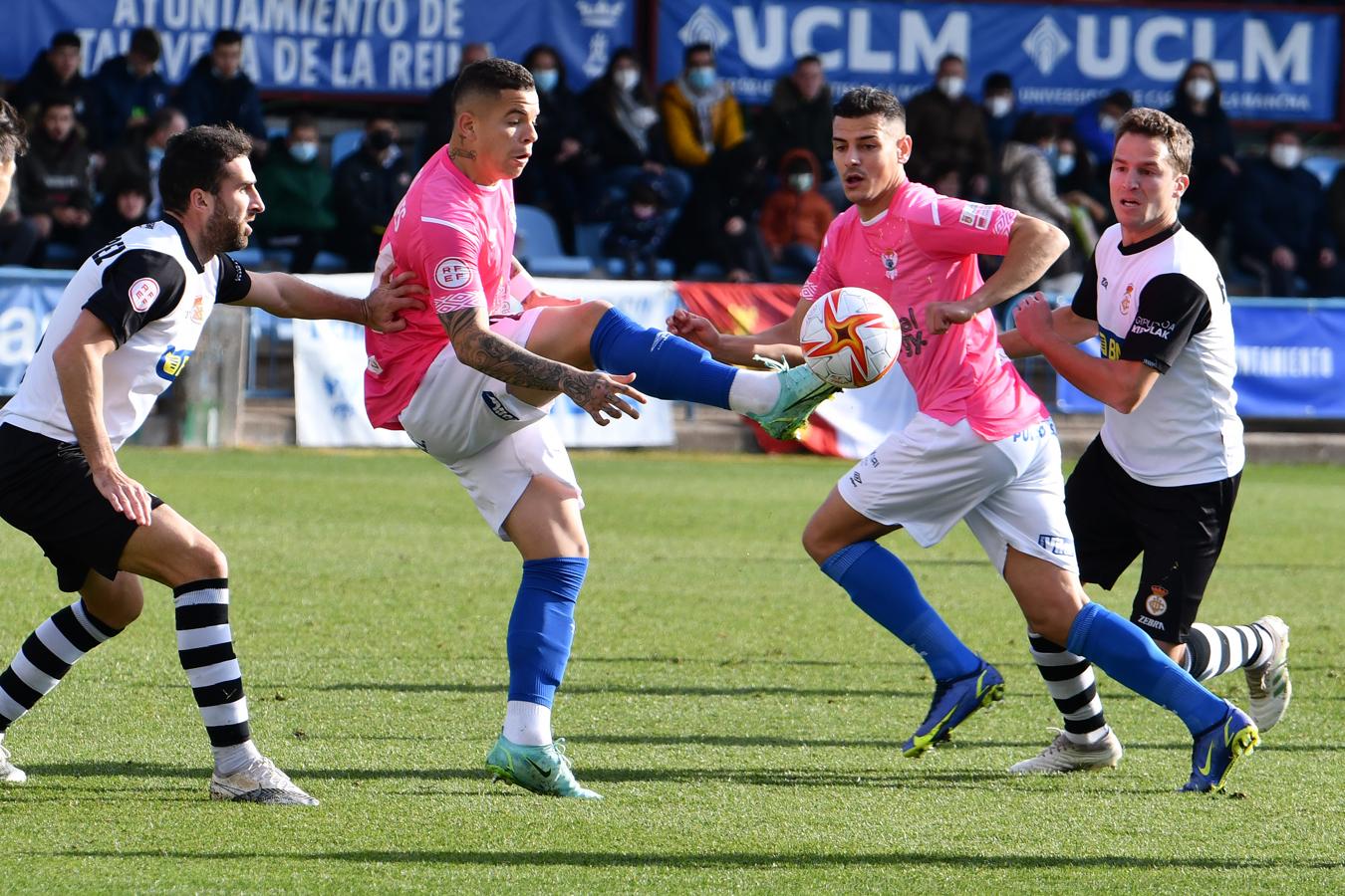 El Talavera no levanta la cabeza por Navidad