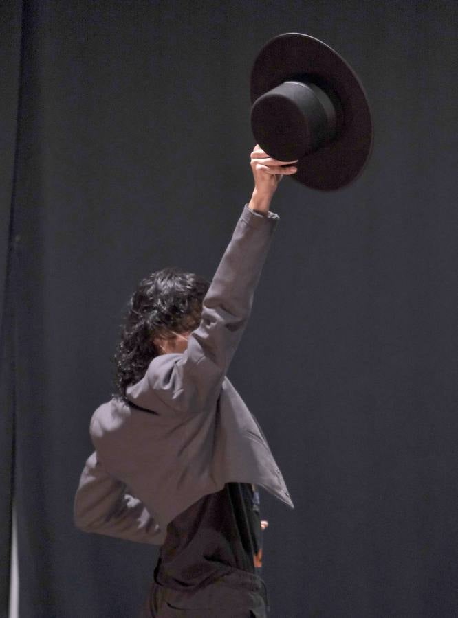 Jornada de puertas abiertas del Ballet Flamenco de Andalucía para los alumnos del conservatorio. J.M. SERRANO