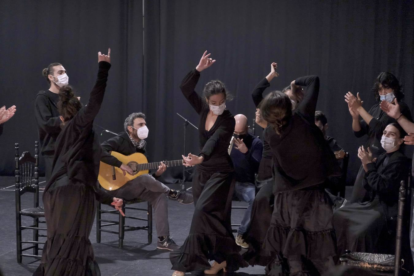 Jornada de puertas abiertas del Ballet Flamenco de Andalucía para los alumnos del conservatorio. J.M. SERRANO