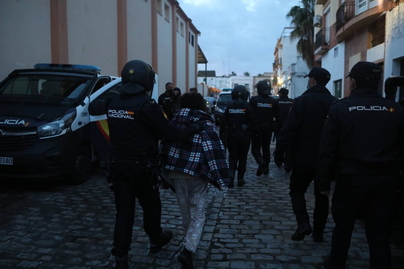 Fotos: macrooperación contra el clan de la Pinilla en Sanlúcar