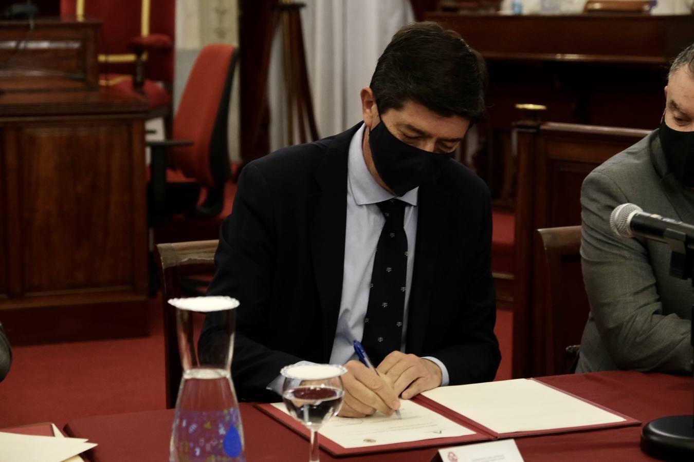 Fotos: Firma del convenio para el proyecto de la Ciudad de la Justicia de Cádiz