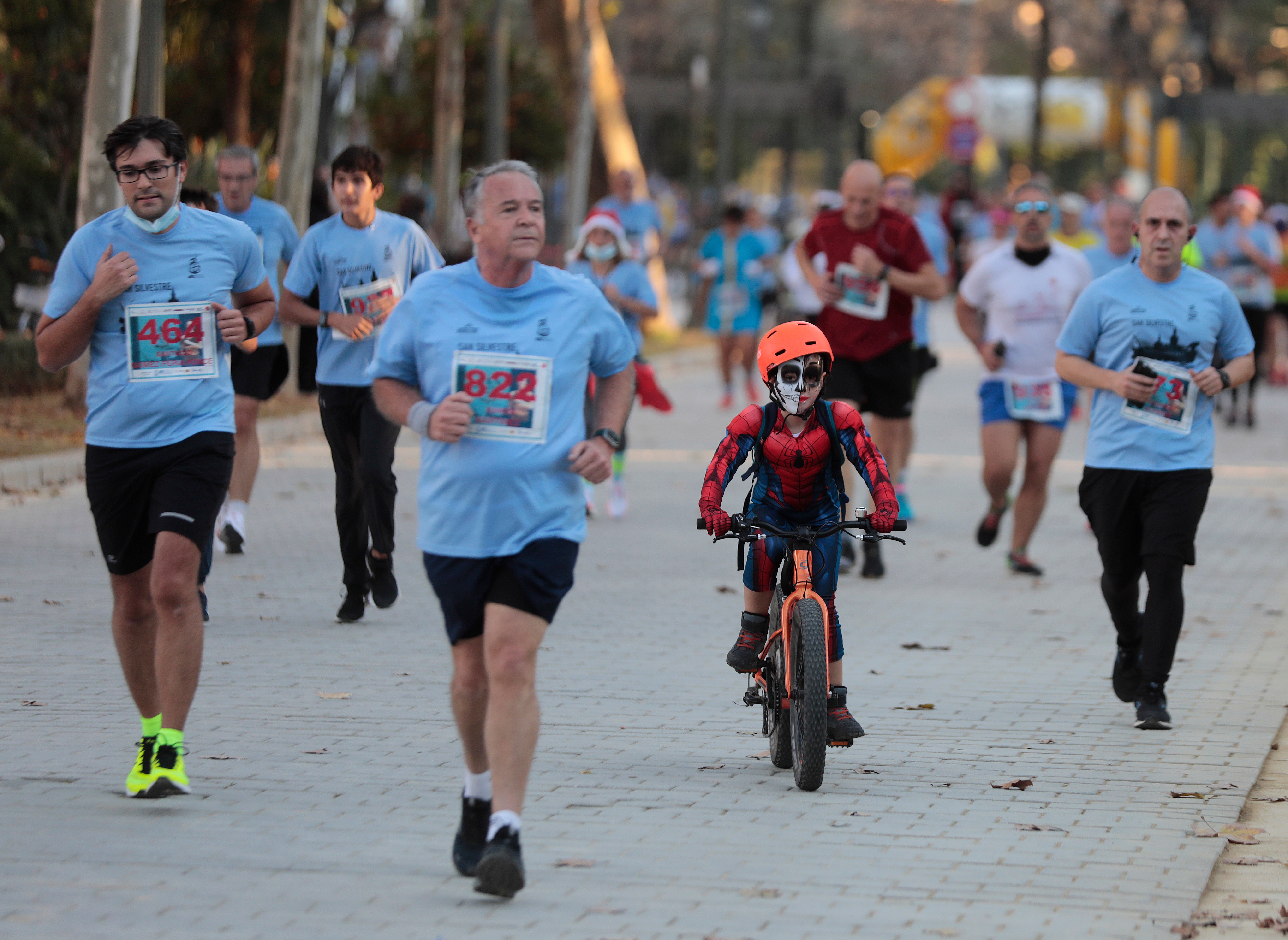 ¿Has corrido la San Silvestre de Sevilla? Búscate en nuestra galería (I)