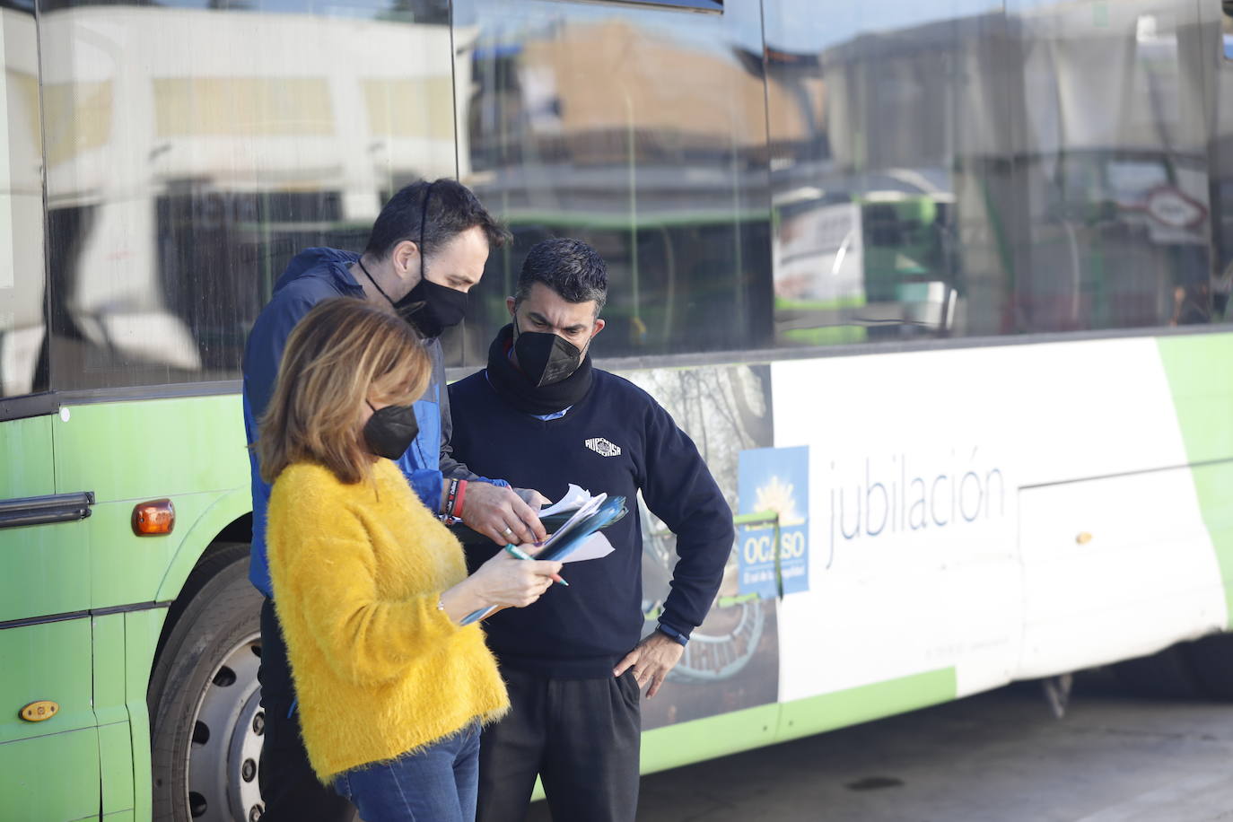 La huelga de Aucorsa en Córdoba, en imágenes