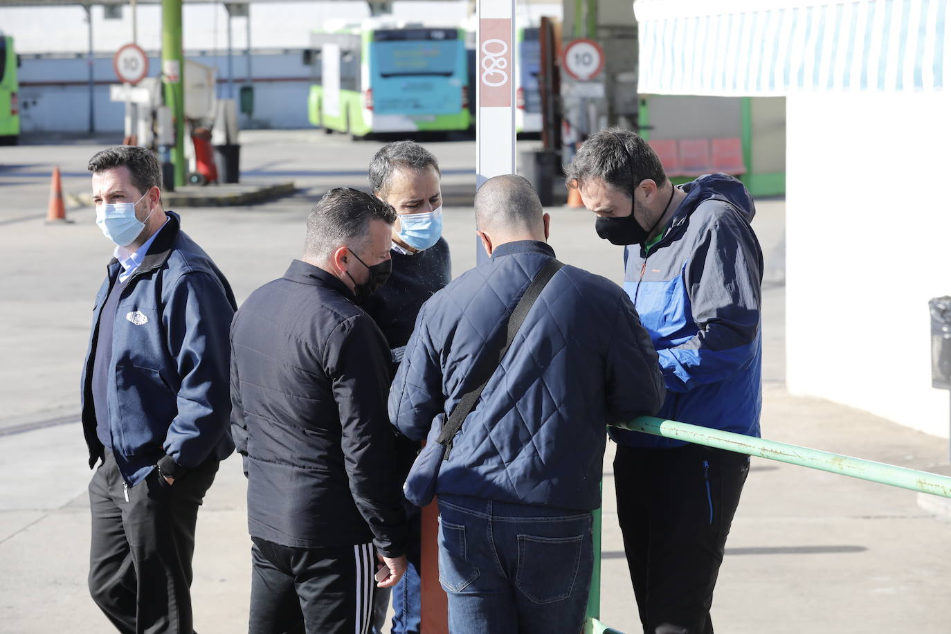 La huelga de Aucorsa en Córdoba, en imágenes