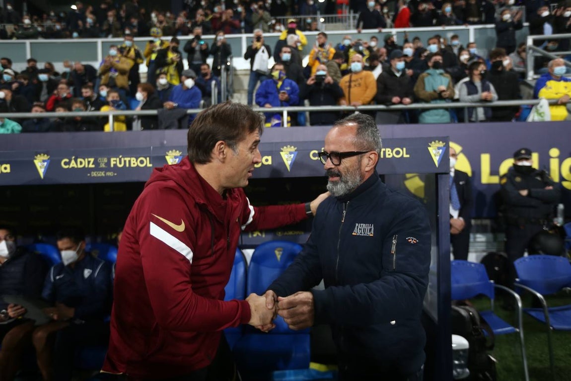 BÚSCATE en el Cádiz - Sevilla