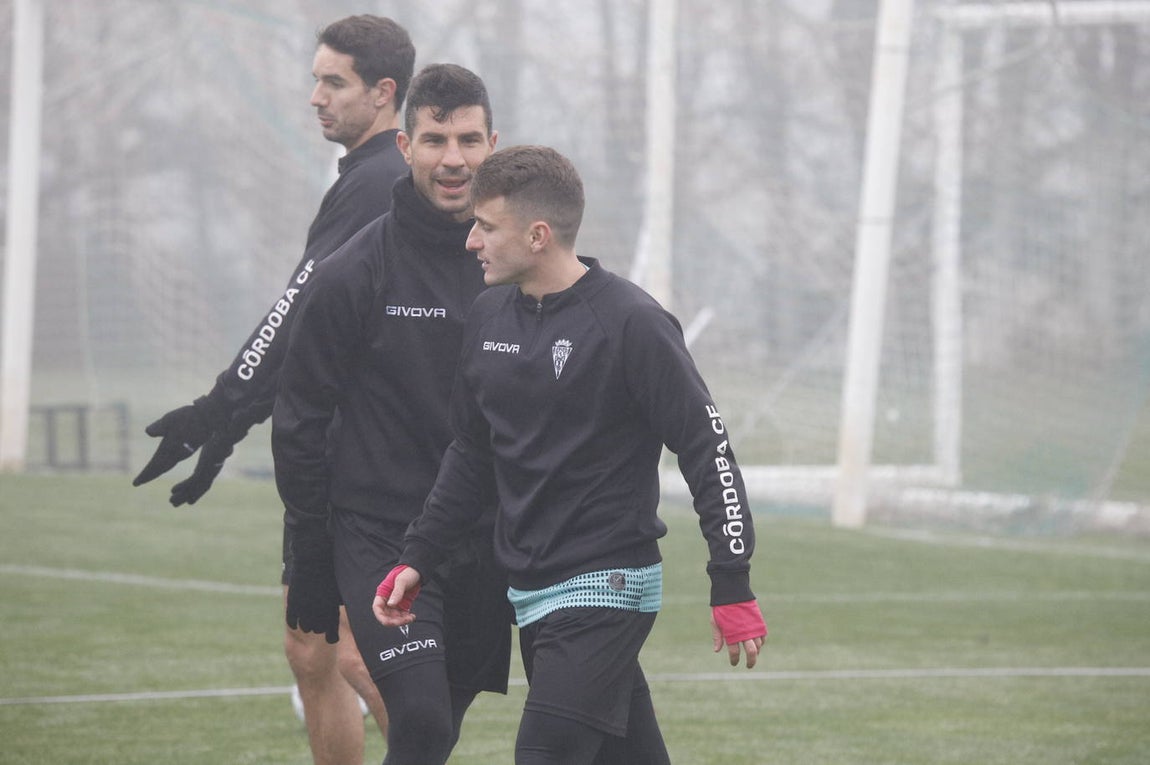 El primer entrenamiento del Córdoba CF en 2022, en imágenes