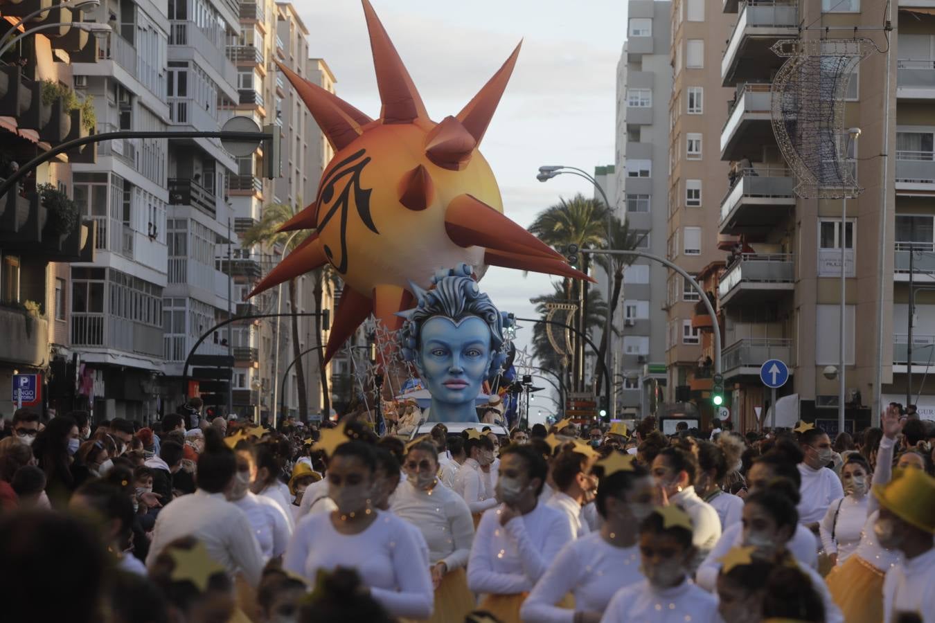 FOTOS: Así ha sido la Cabalgata de los Reyes Magos en Cádiz