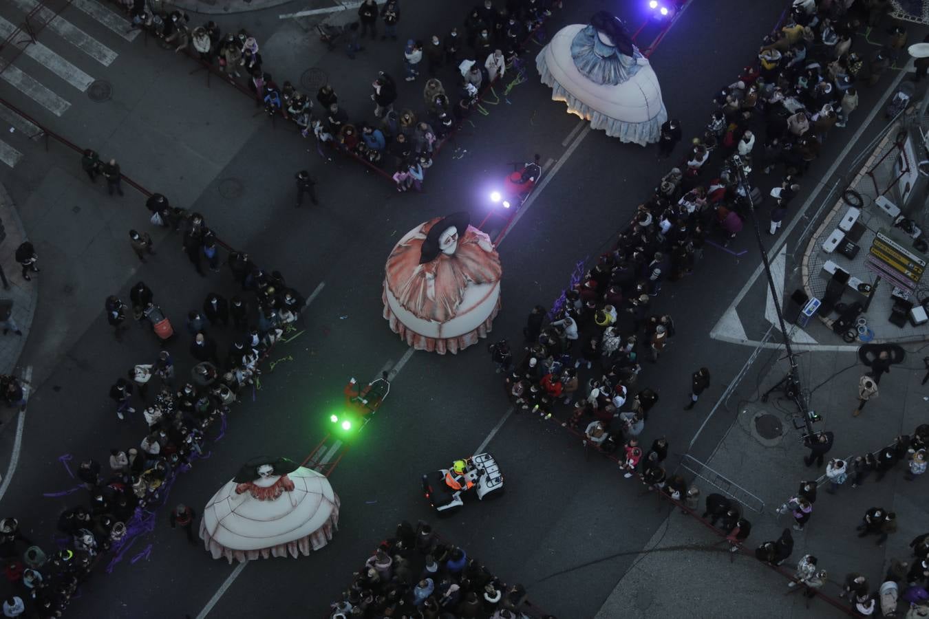 FOTOS: Así ha sido la Cabalgata de los Reyes Magos en Cádiz