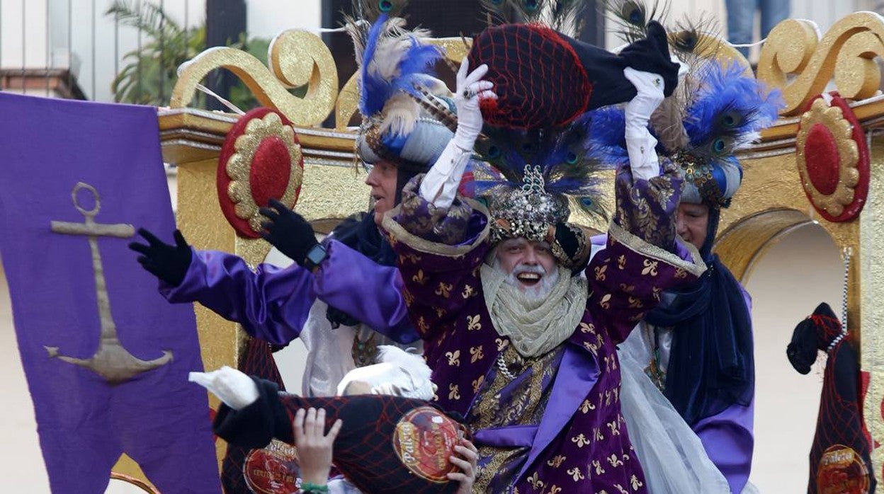 Triana se vuelca con su cabalgata un año más