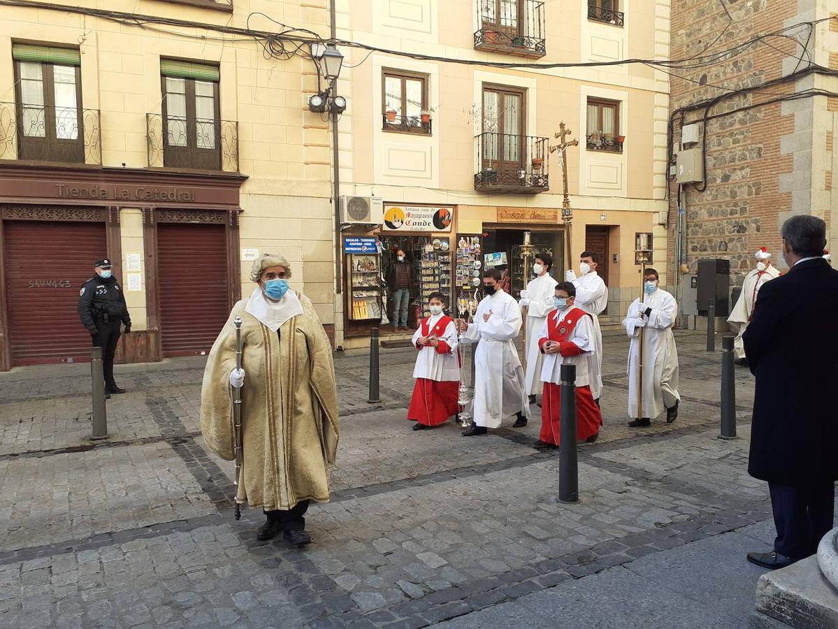 Las imágenes del entierro del cardenal Francisco Álvarez en la catedral primada