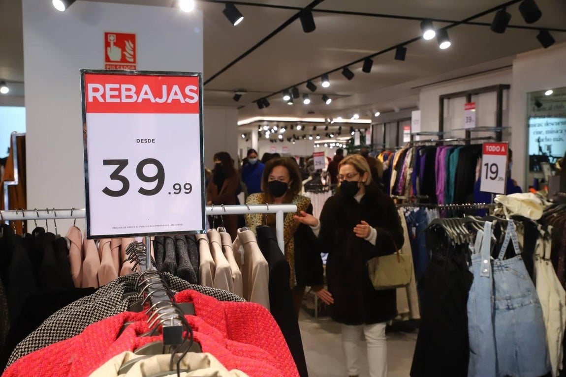 Las rebajas en Córdoba, en imágenes