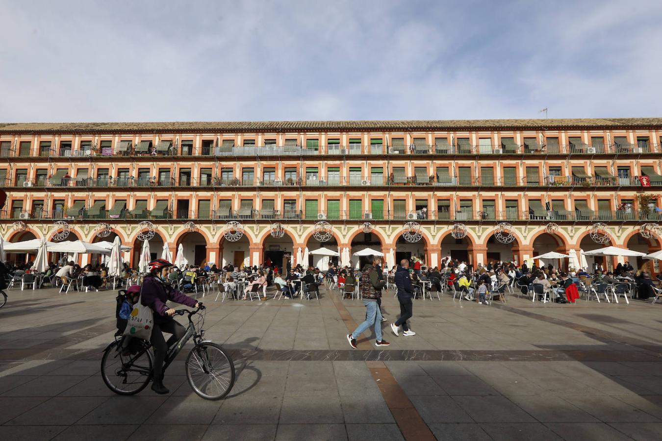 La plaza de la Corredera de Córdoba, en imágenes (I)