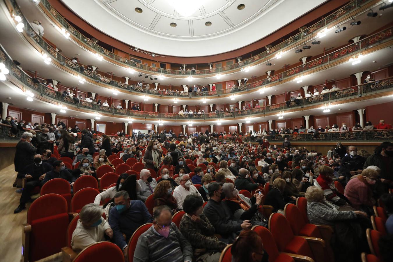 En imágenes, el musical &#039;En tierra extraña&#039; en el Gran Teatro de Córdoba