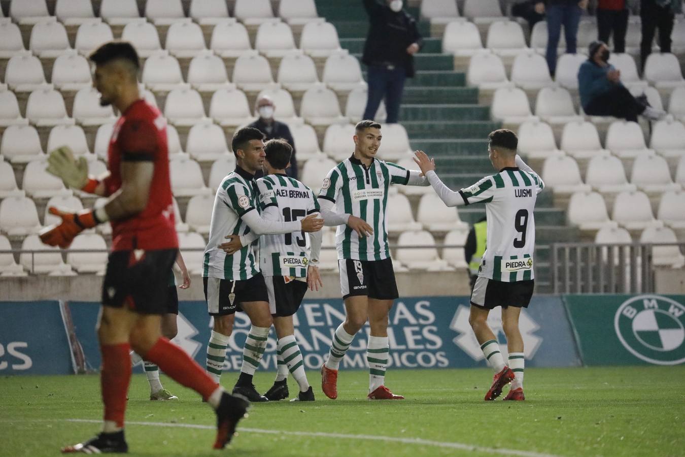 La victoria del Córdoba CF ante el Vélez CF (4-1), en imágenes