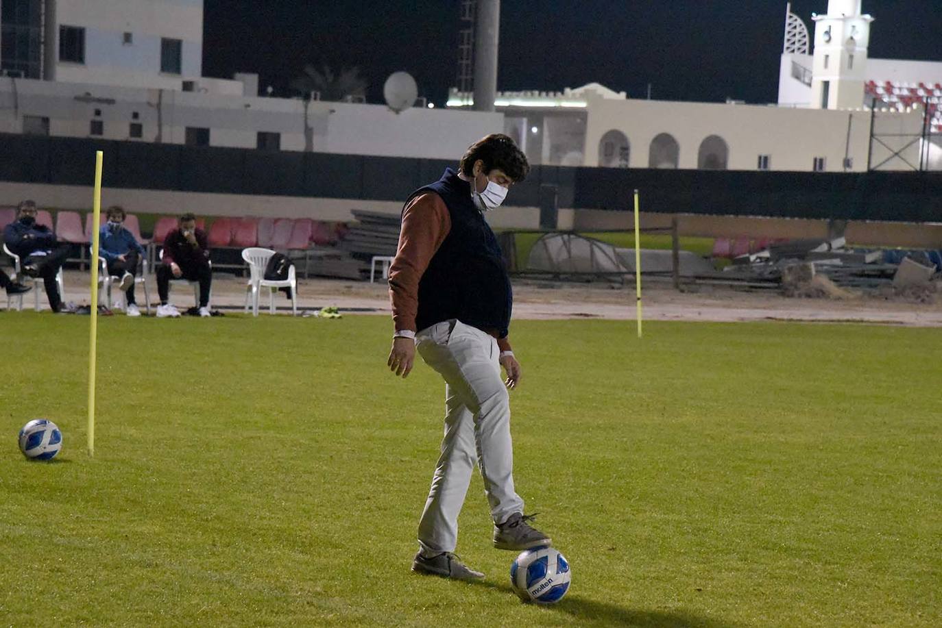 El primer entrenamiento del Córdoba CF en Baréin, en imágenes