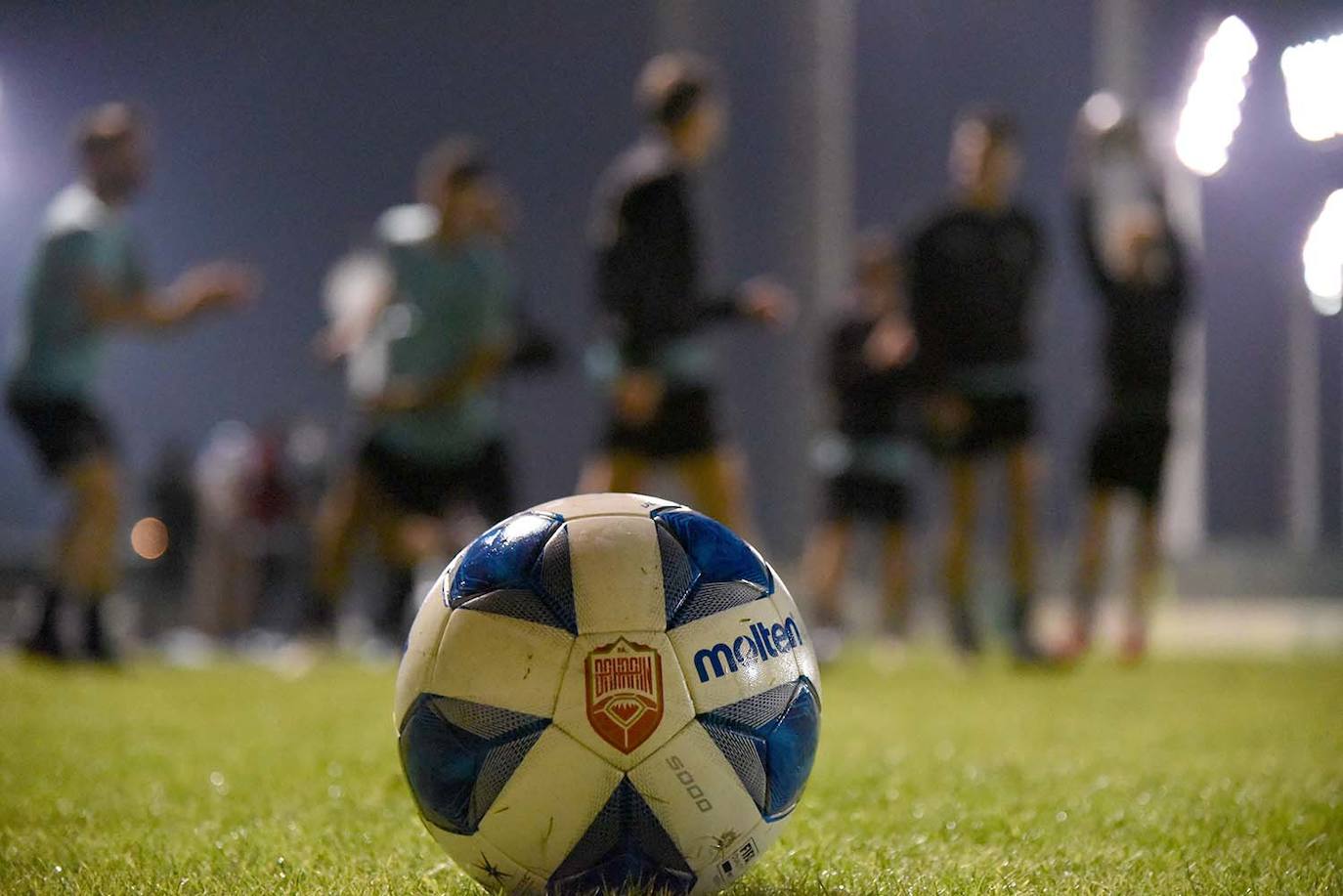 El primer entrenamiento del Córdoba CF en Baréin, en imágenes