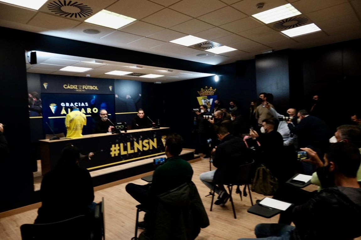 FOTOS: La despedida de Álvaro Cervera del Cádiz