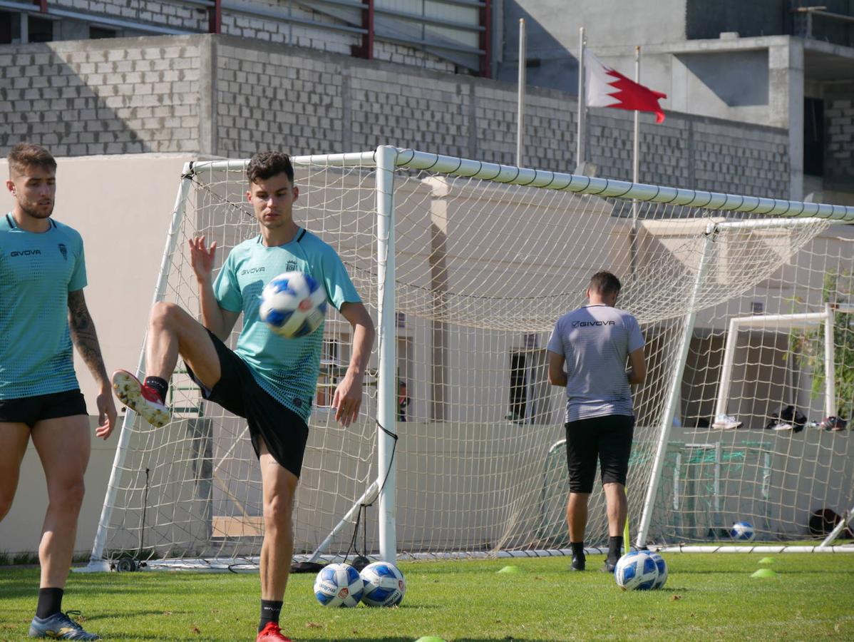 El día tres del Córdoba CF en Baréin, en imágenes