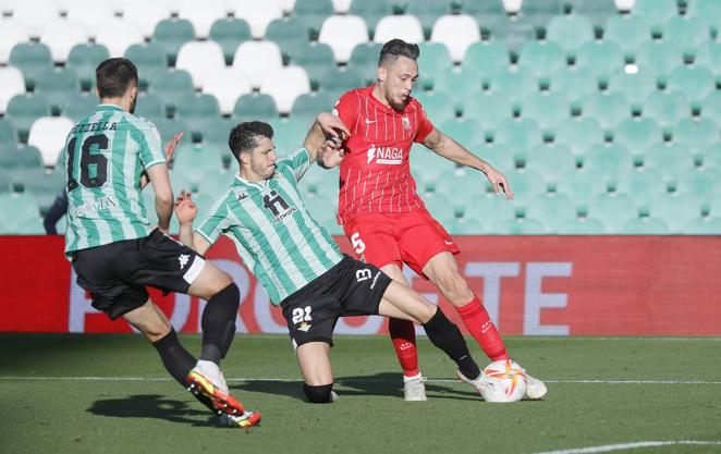 Derbi Betis-Sevilla, las imágenes del partido de Copa del Rey en el Villamarín