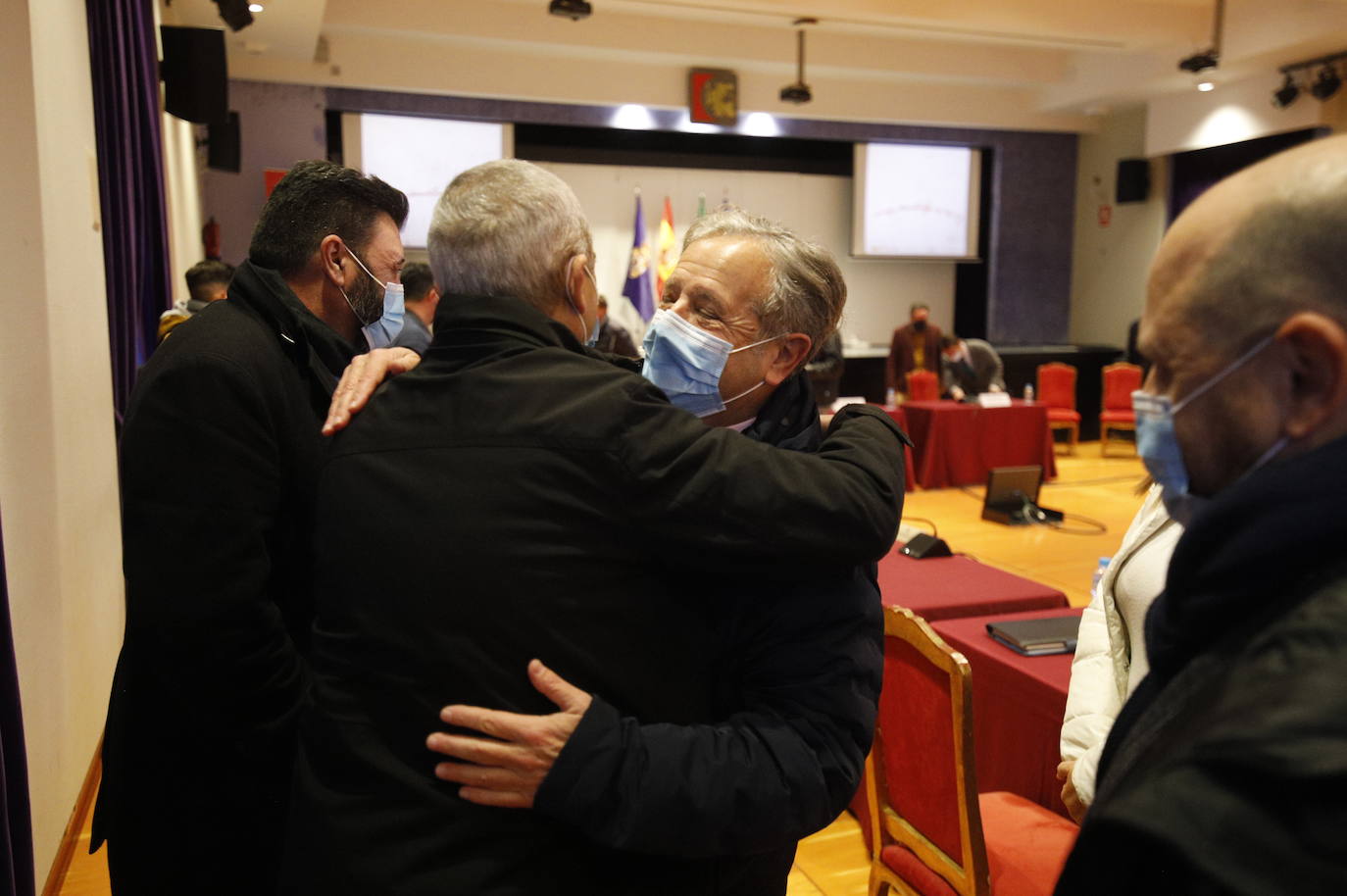 La reunión en Córdoba de la mesa para convertir la N-432 en autovía, en imágenes