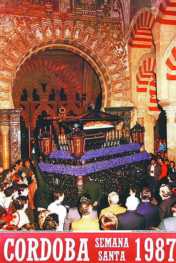 En imágenes, un paseo por los carteles de la Semana Santa de Córdoba