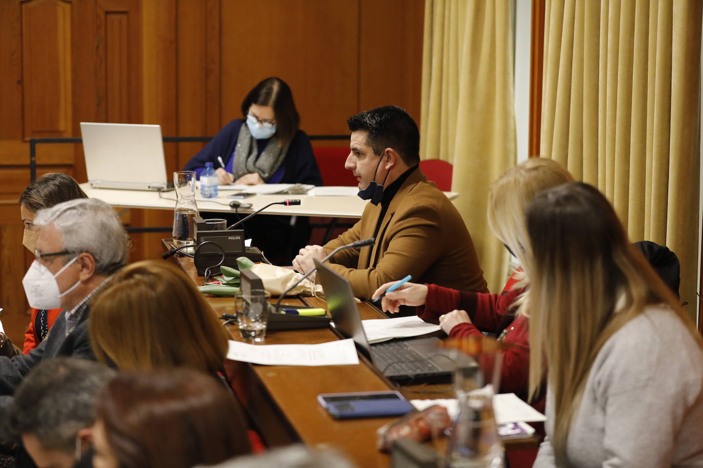 El Pleno del Ayuntamiento de Córdoba, en imágenes