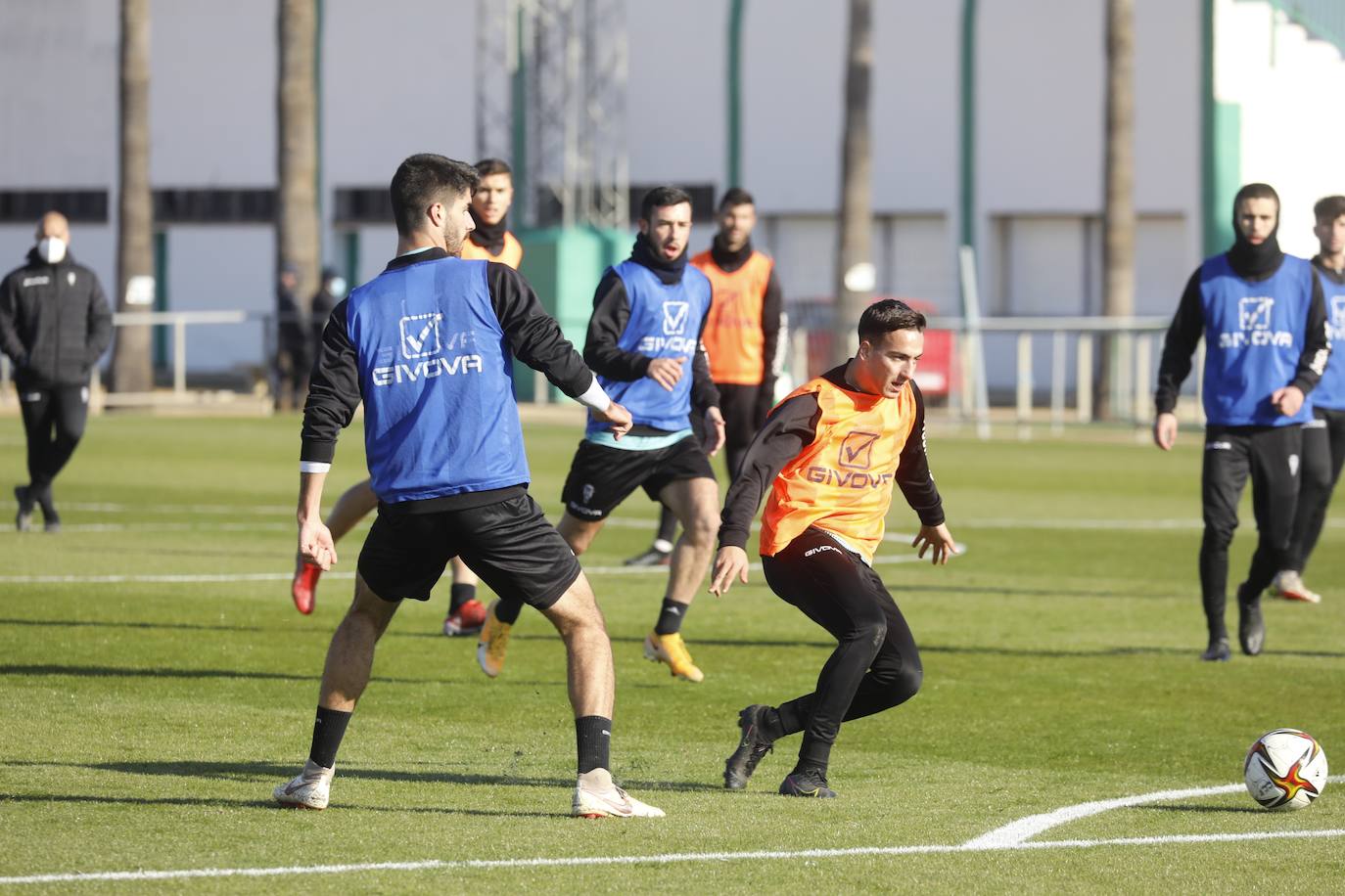 La primera jornada del fichaje Dragisa Gudelj con el Córdoba CF, en imágenes