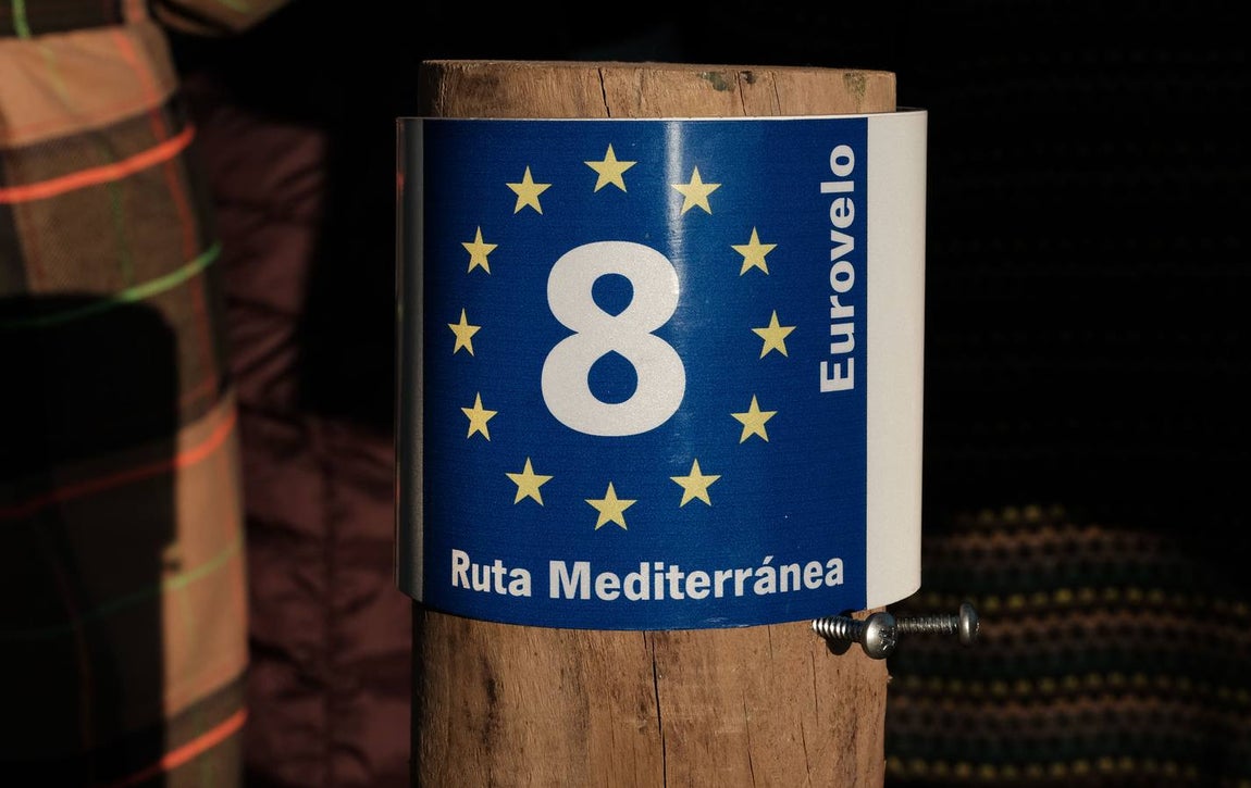 FOTOS: Primera piedra del tramo entre Cádiz y San Fernando de la ruta Eurovelo 8