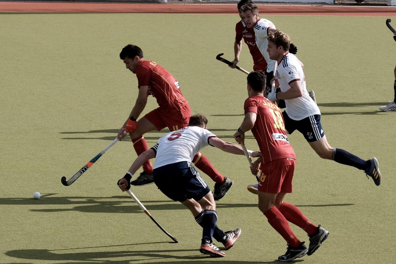 FOTOS: Derrota de la selección de España de hockey hierba en San Fernando